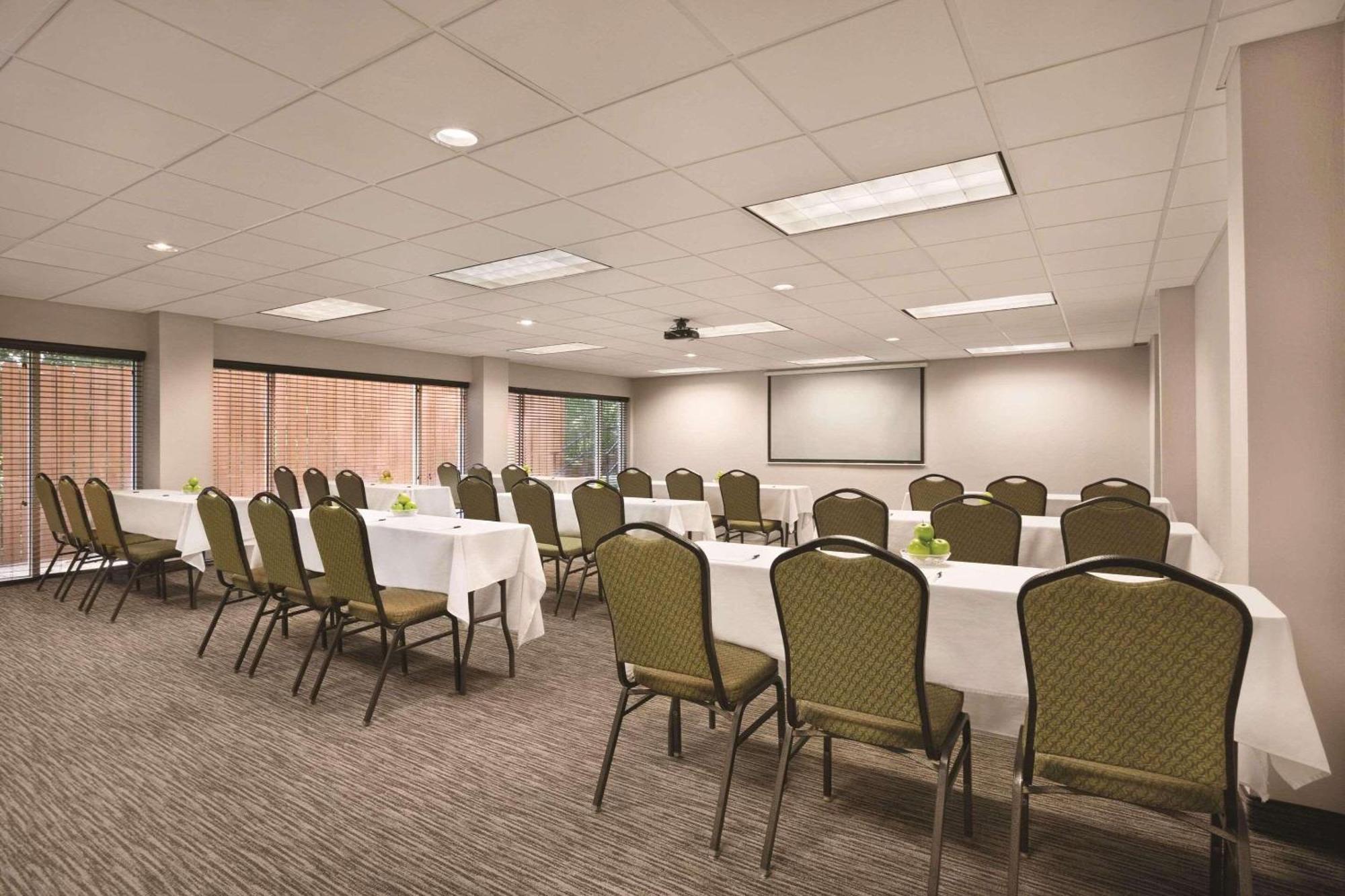 Country Inn & Suites By Radisson, Newnan, Ga Экстерьер фото