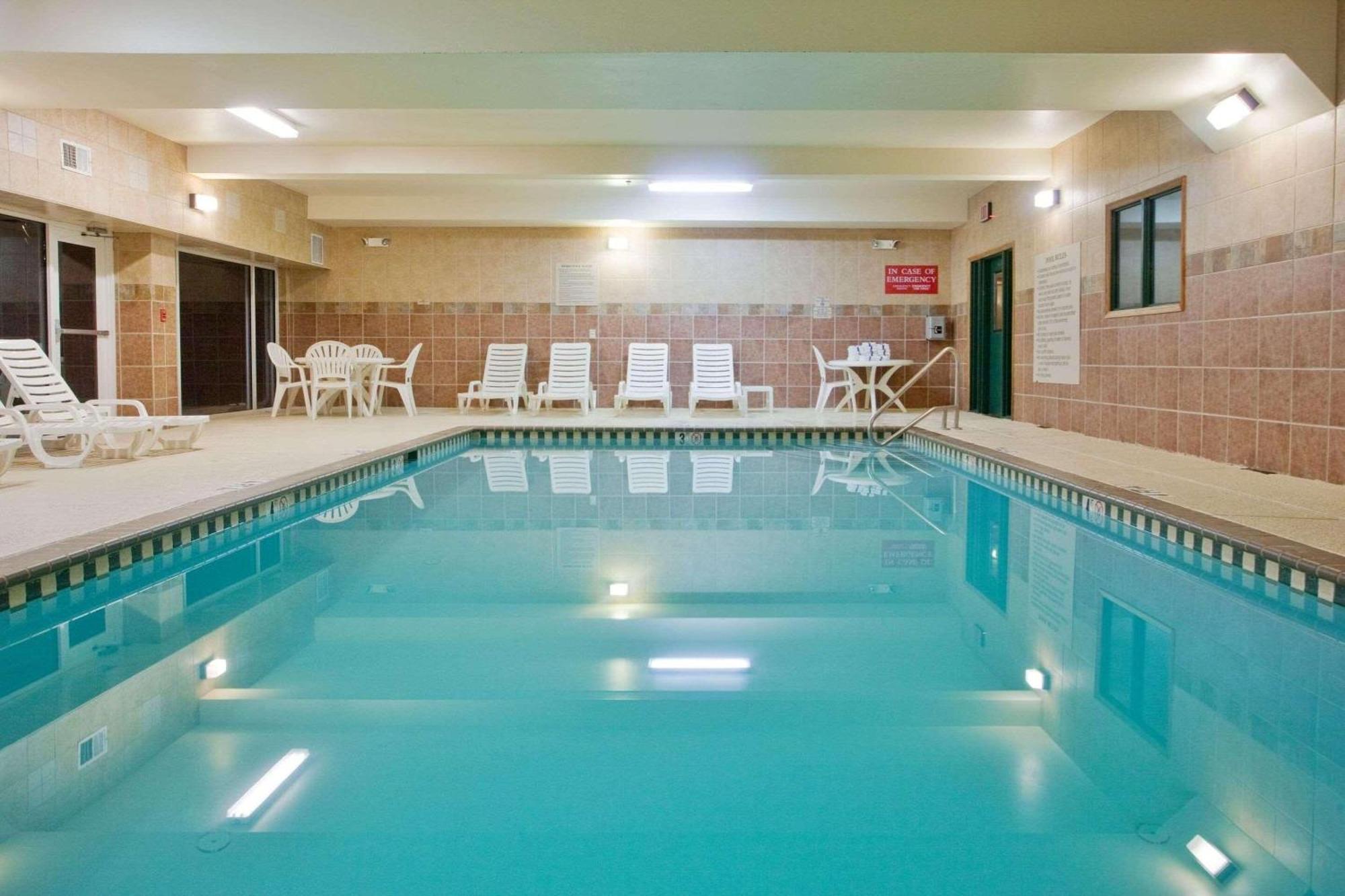 Country Inn & Suites By Radisson, Newnan, Ga Экстерьер фото